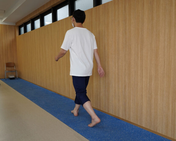 歩行・姿勢の分析、足型の採型